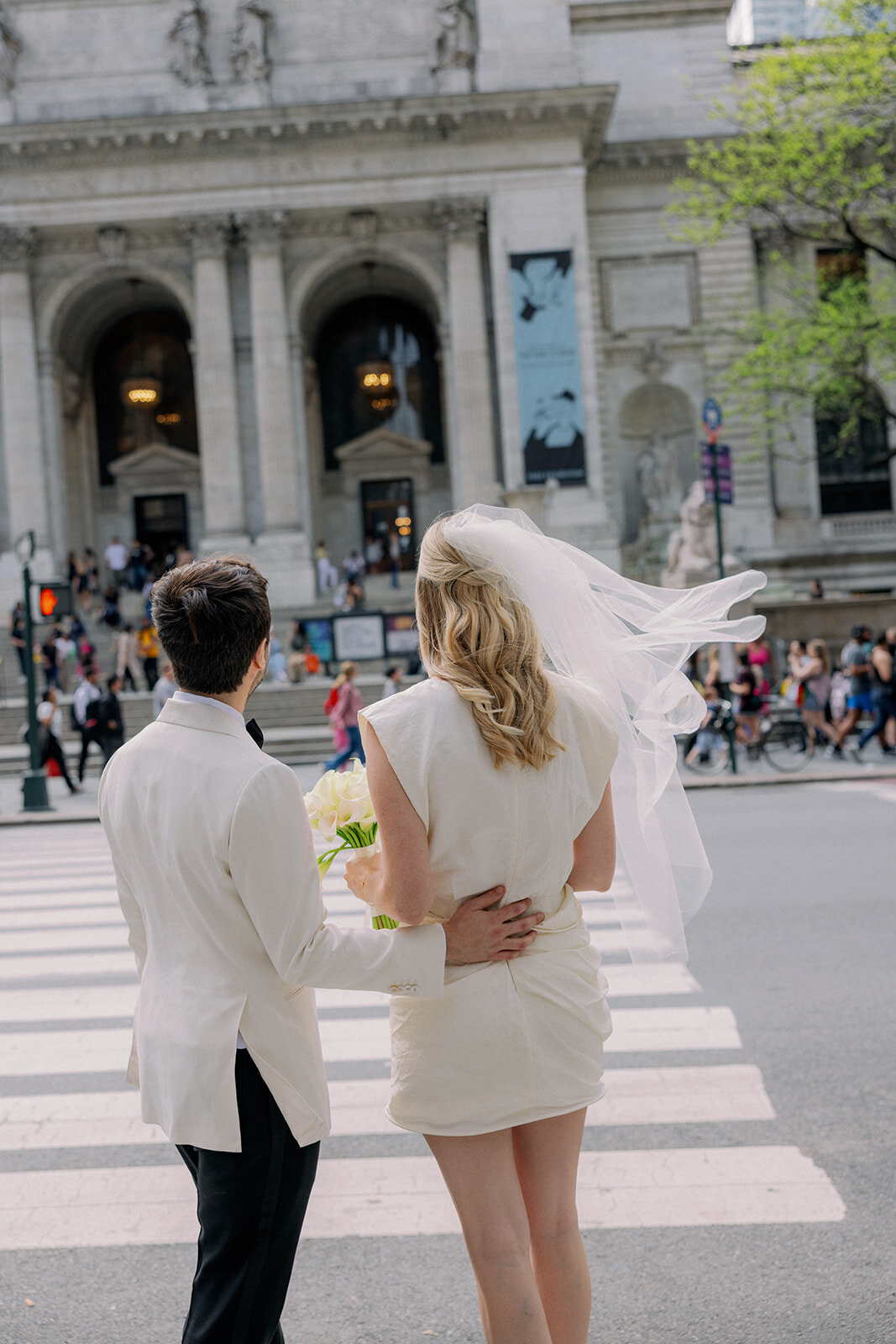 New York-City Hall-Elopement-Chic-Candid-Wedding-Larisa-Shorina-153