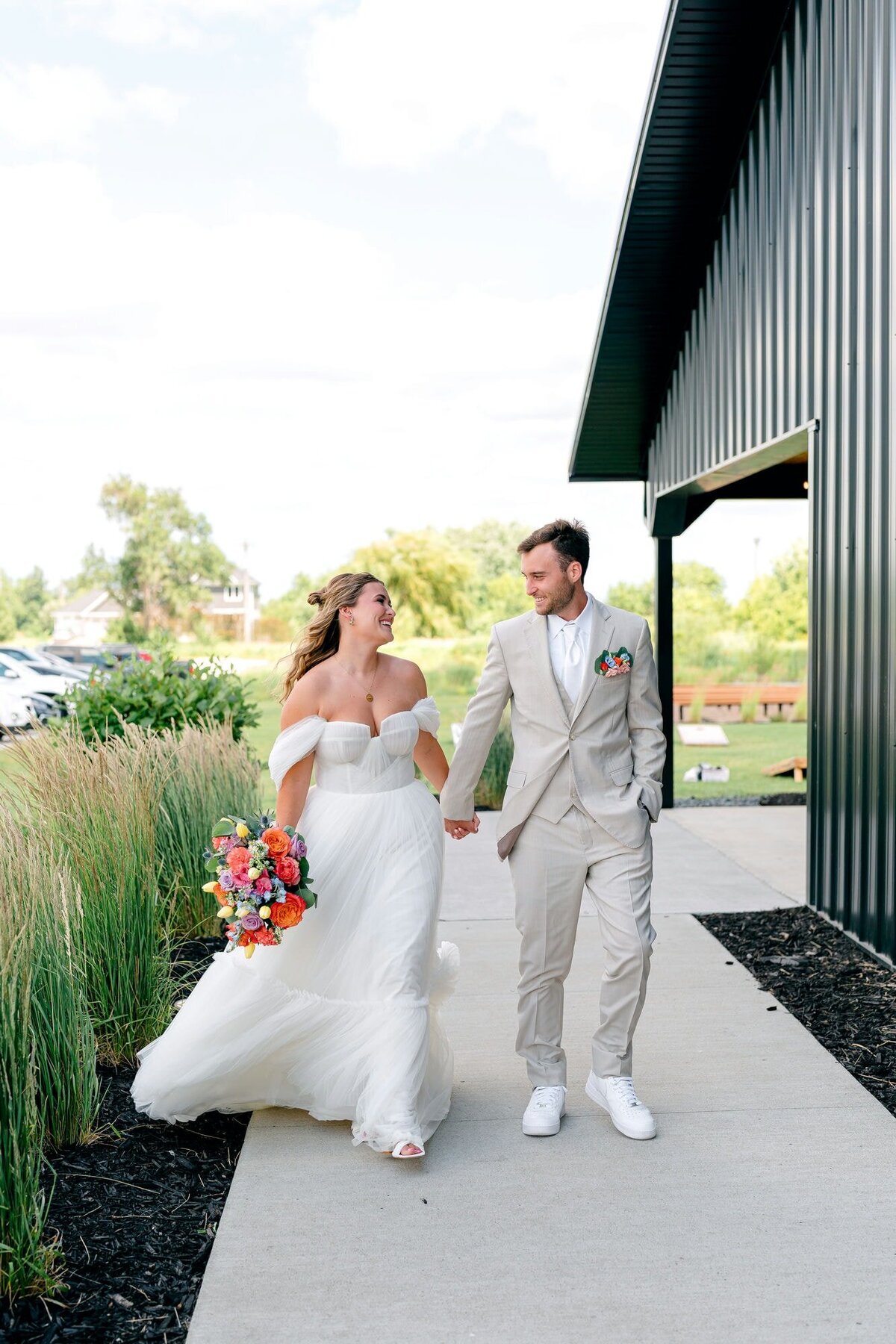 bride-groom-walking-before-ceremony