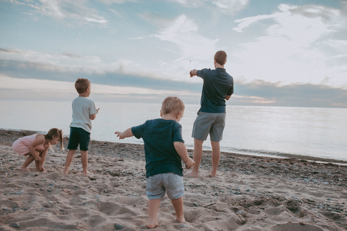 skipping stones at headlands beach ohio