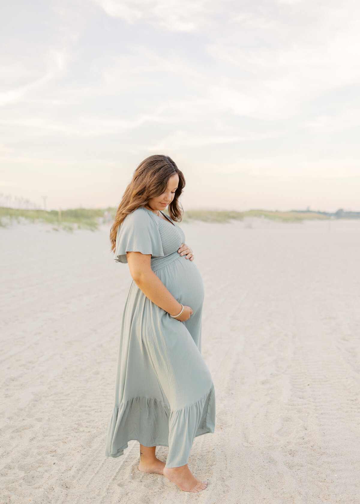 Katelyn+IanMaternity-EmilyDeLukePhotography-CarolinaBeach-12