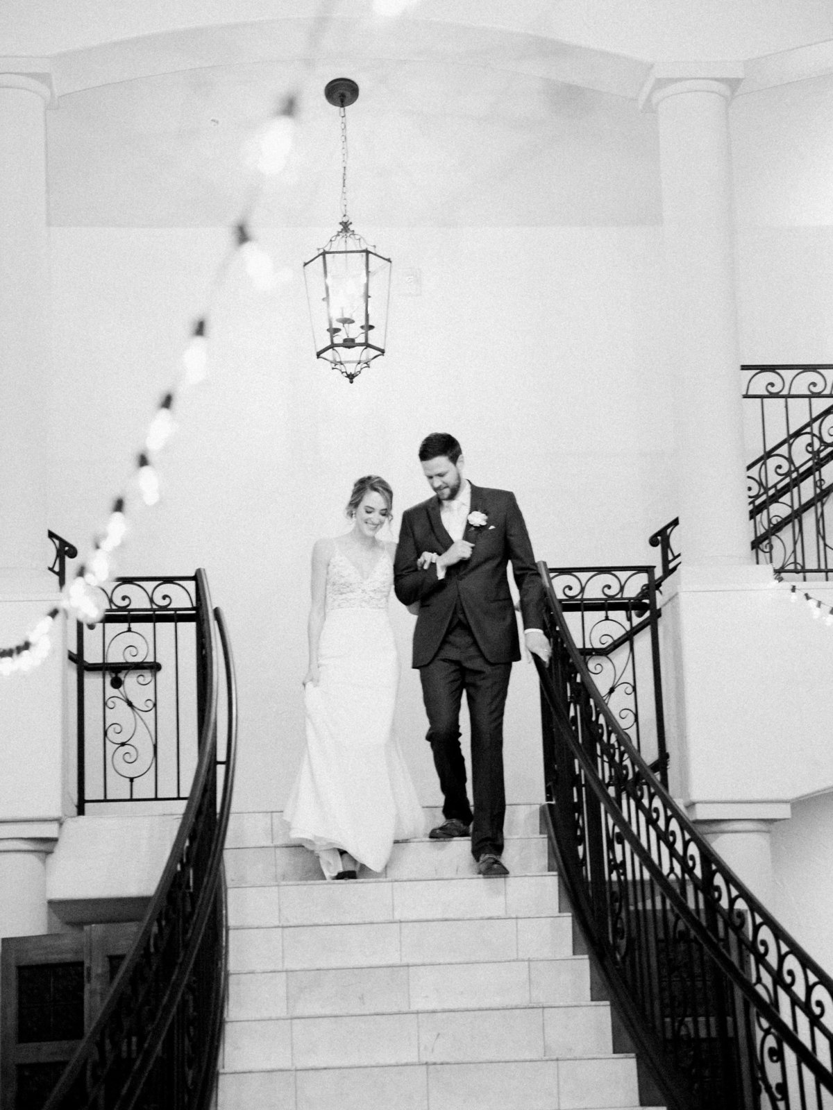 0642_CourtneyHansonPhotography_Elizabeth_Caleb_Wedding-2796