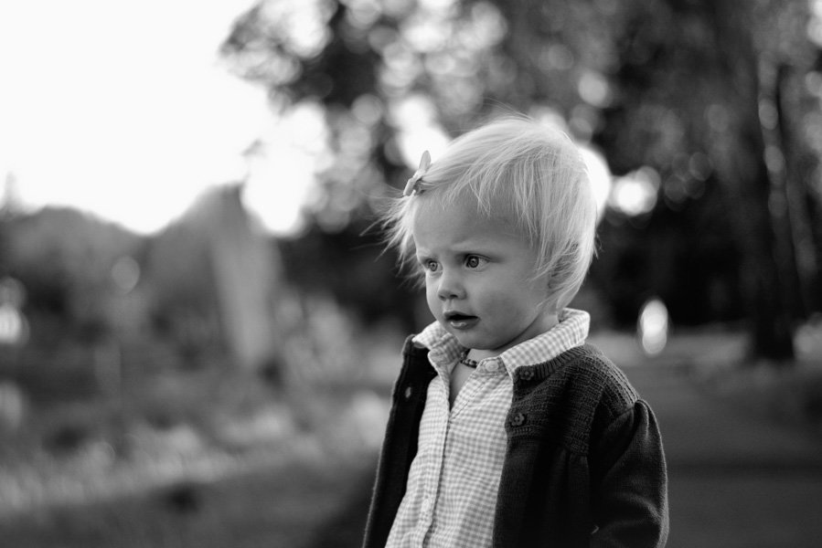 candid child photography portrait