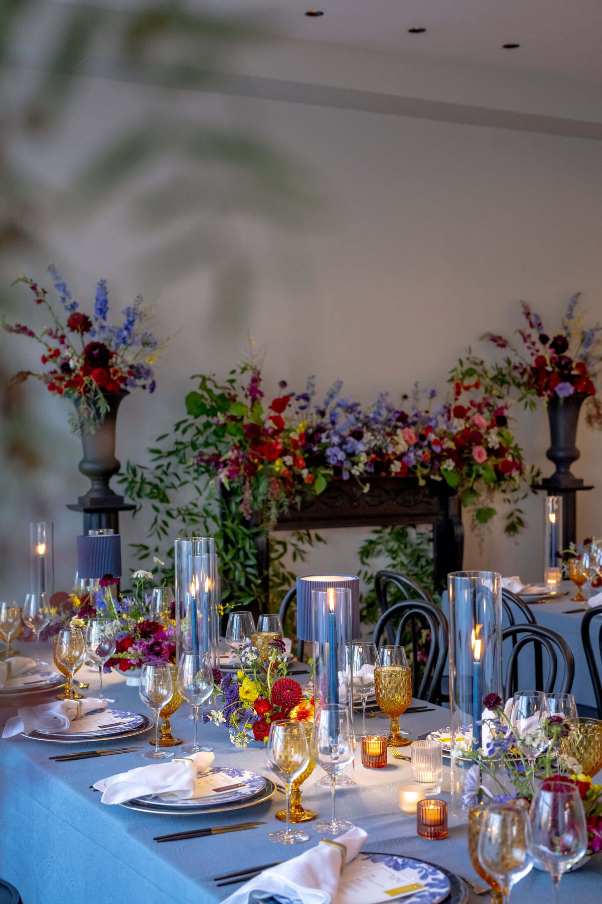 katie-hampton-chic-wedding-reception-inspiration-springvale-floral
