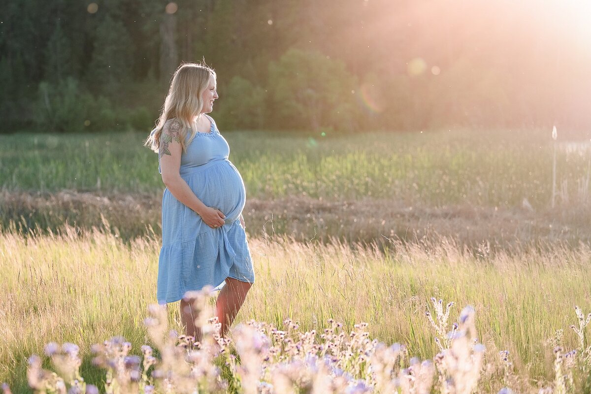 spring maternity photos women in dress at sunset washington state
