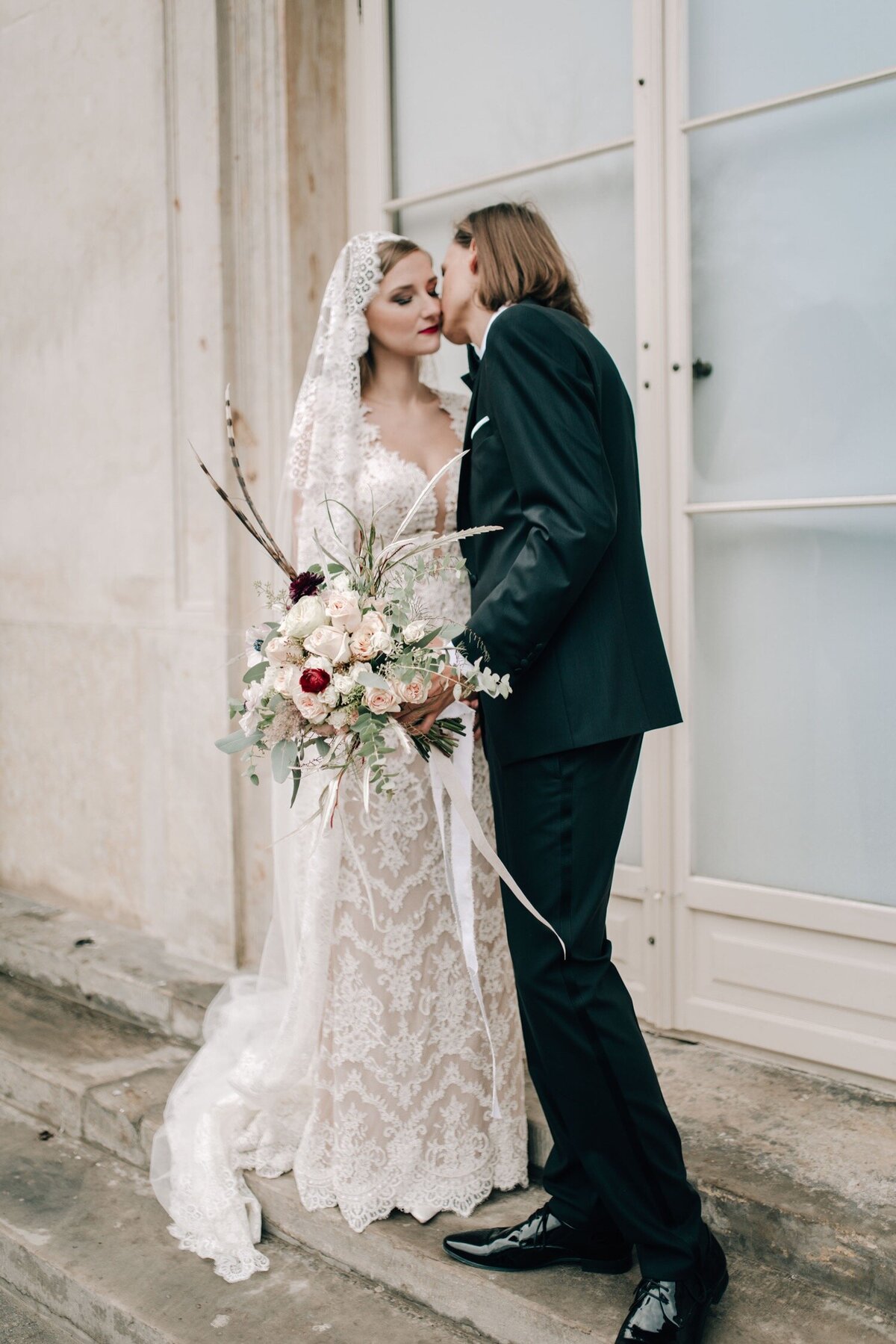 024_Flora_And_Grace_Europe_Fine_Art_Wedding_Photographer-219_A sophisticated fine art wedding in Europe with an editorial edge captured by Vogue wedding photographer Flora and Grace.