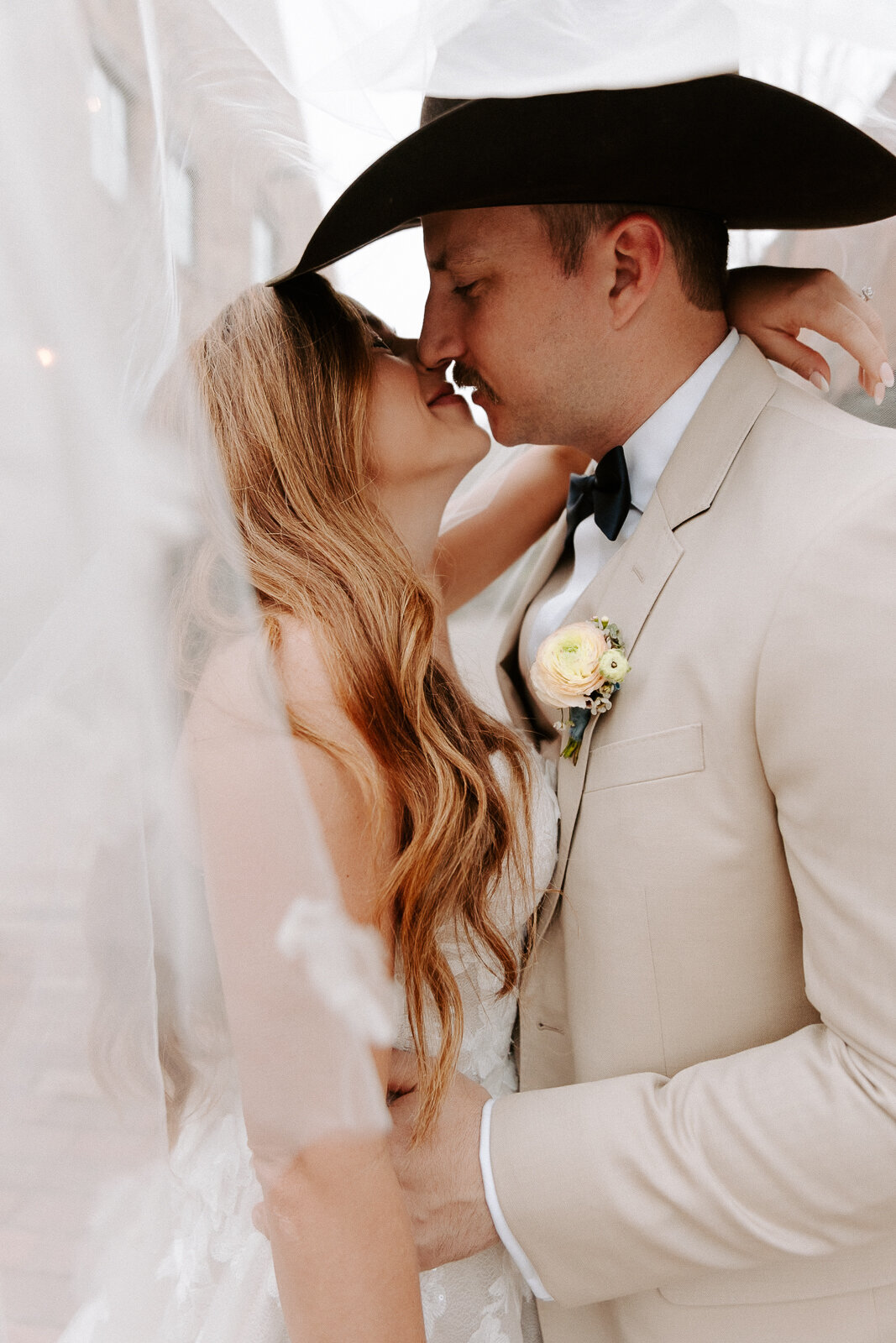 dfw-wedding-photographer_ashleyvandertol-0992