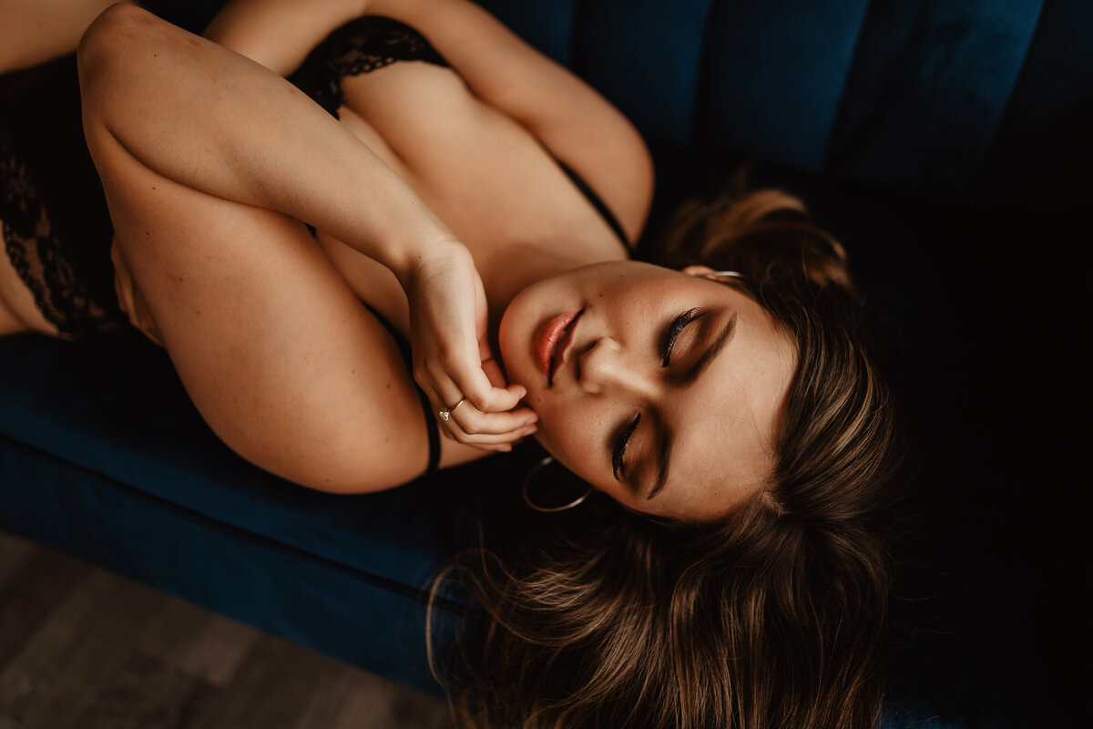 catey_boudoir_281