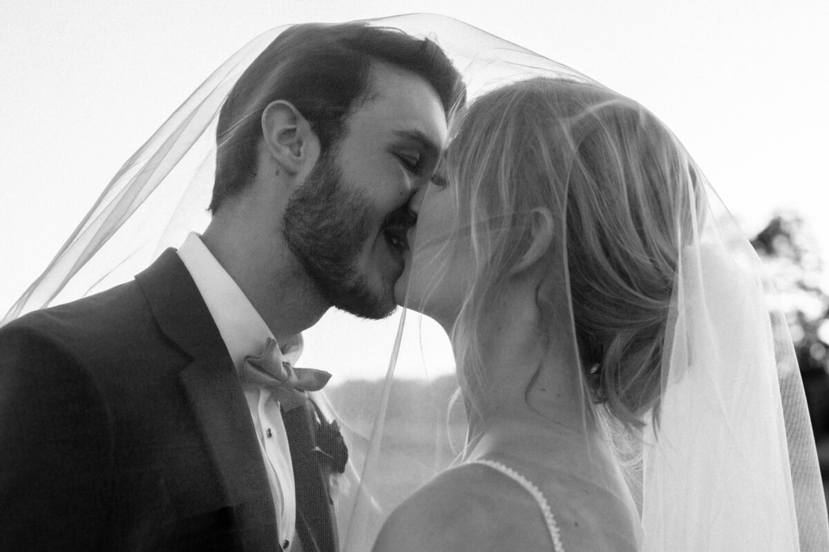 LD-Josh&Jess-2022-31