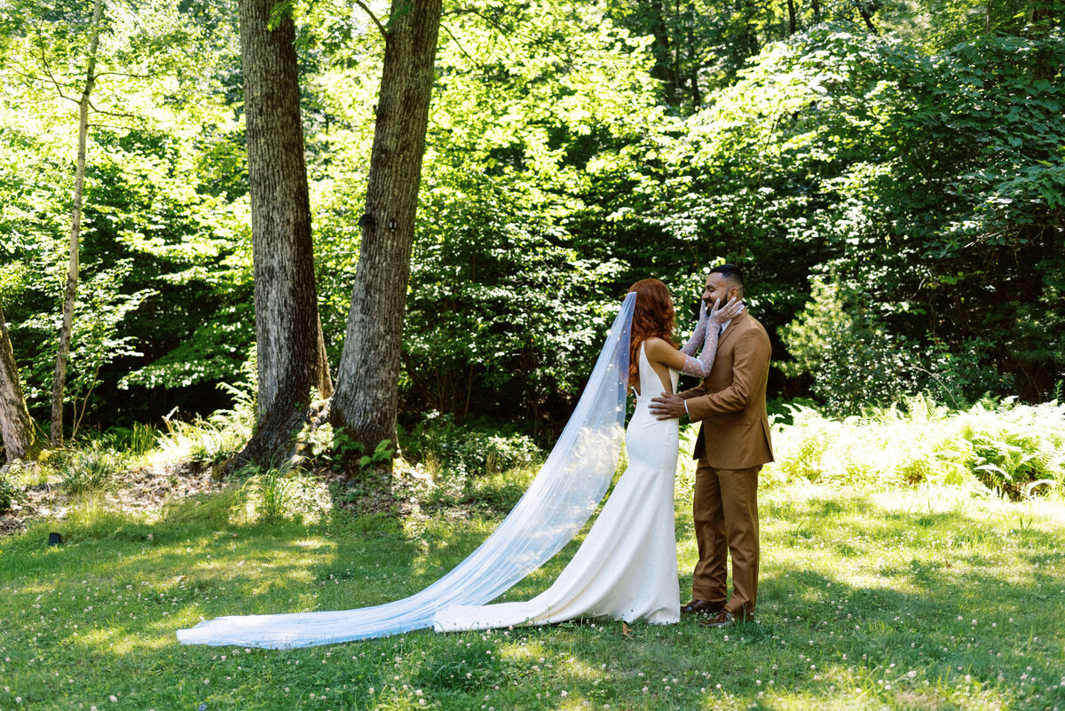 UpstateNYWedding_NYCWeddingPhotographer_TaylorNicollePhoto-35