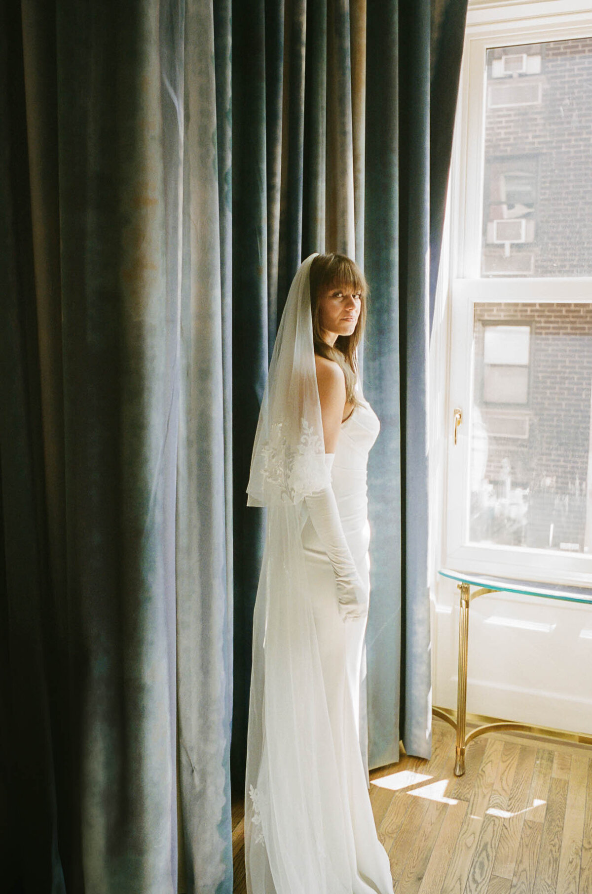 hotel-chelsea-nyc-wedding-on-film-06