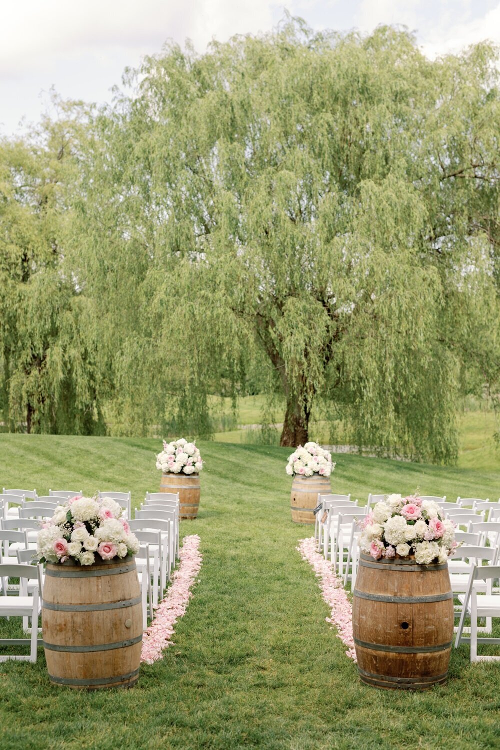 Amberworks-floral-the-barns-wedding-middletown-ct-1
