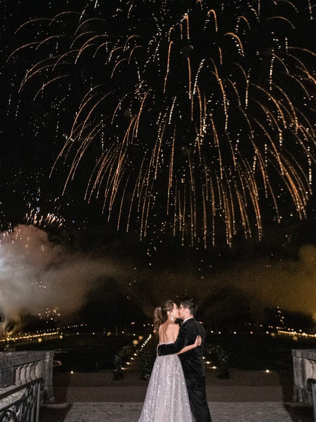 Fairytale Castle Wedding Chateau de Vaux-le-Vicomte France by @alejandrapoupelevents 41