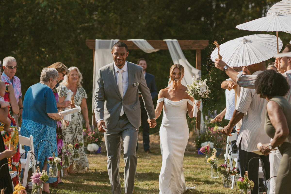 alyssa-ryan-backyard-wedding-350