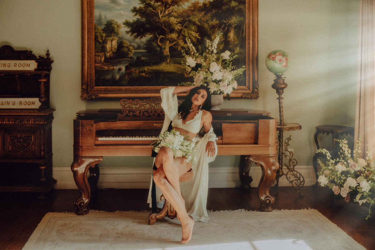 Elliston Vineyards Wedding Boudoir (18)