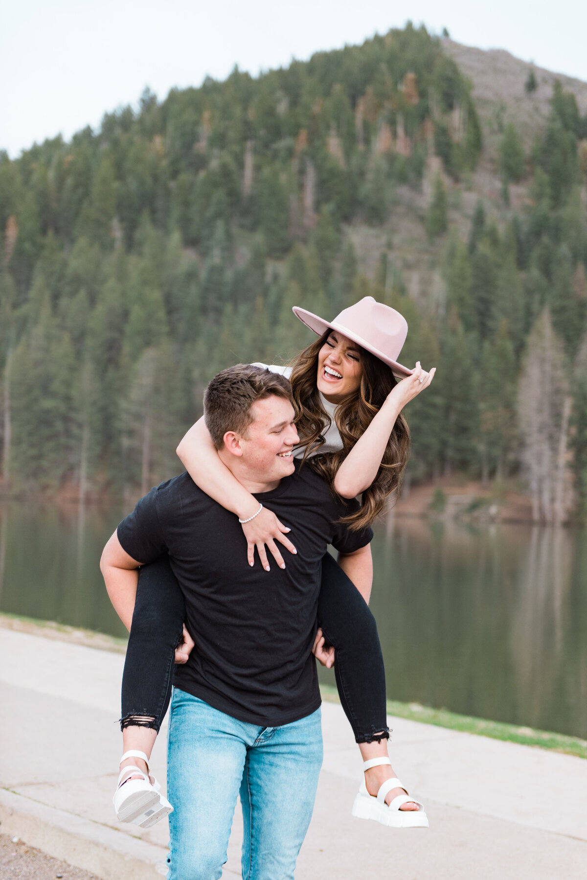 Engagement photographers (4)