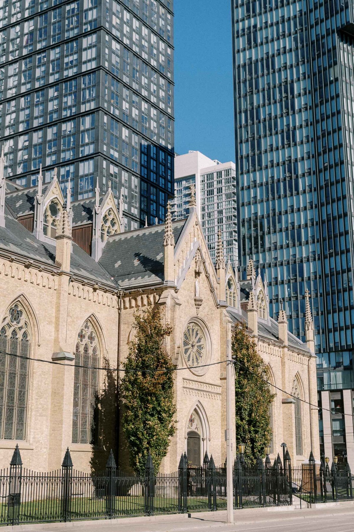 W10-Wedding-St-Michaels-Cathedral-Basilica-Jennifer-and-Anthony-2024-10-19-2500px-1140