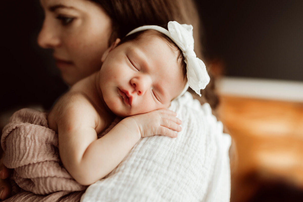 Chicago-Lifestyle-Newborn-Photographer-50