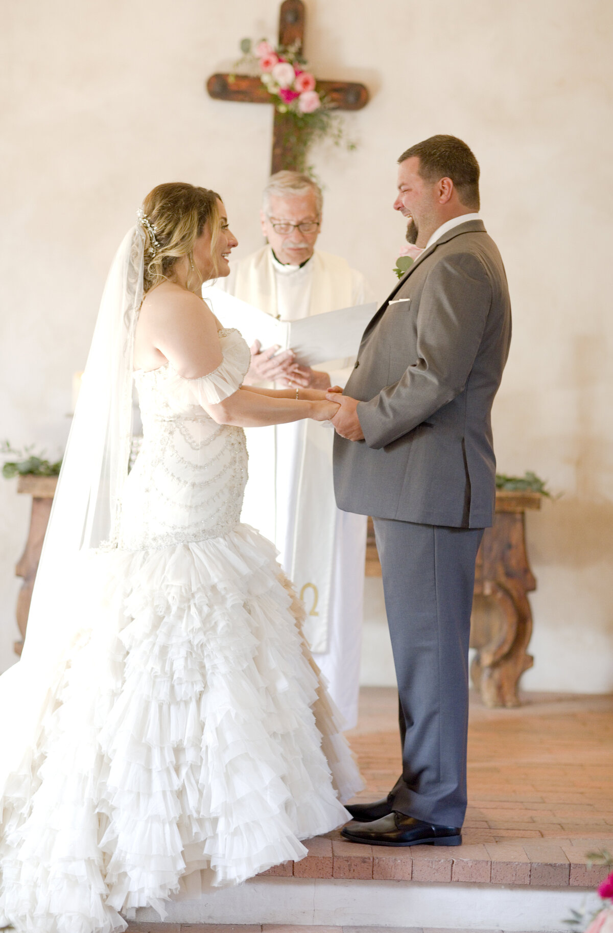 wedding ceremony-vows-saying i do-hill country wedding-texas-lost mission
