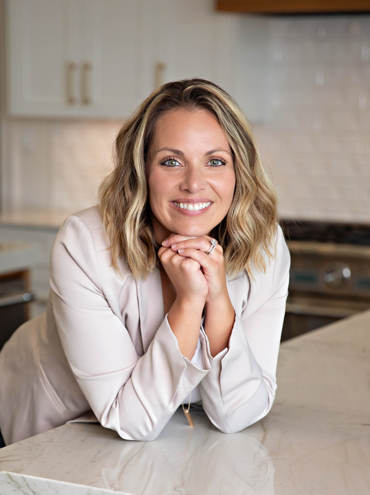 EvaMaganaPhotographyStudioSanAntonioHeadshotAndBrandingPhotos-20