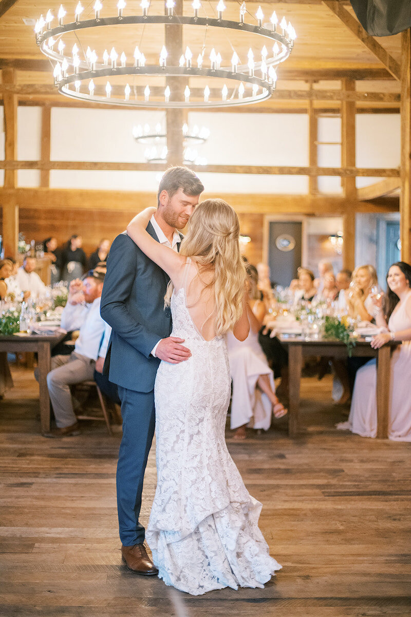 Romantic-barn-weddings-purcellville-va00030