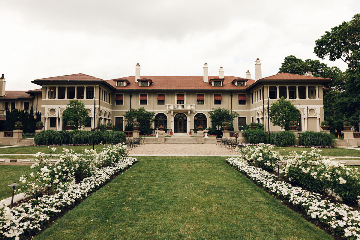 armour-house-chicago-editorial-luxury-wedding-film-250