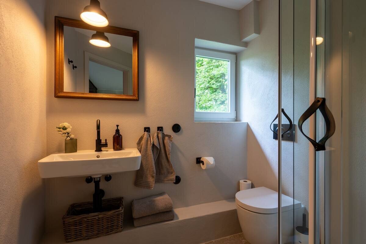 Badezimmer-Schlafzimmer-4-2-Wassermühle-Triglitz-Ferienunterkunft-Deutschland
