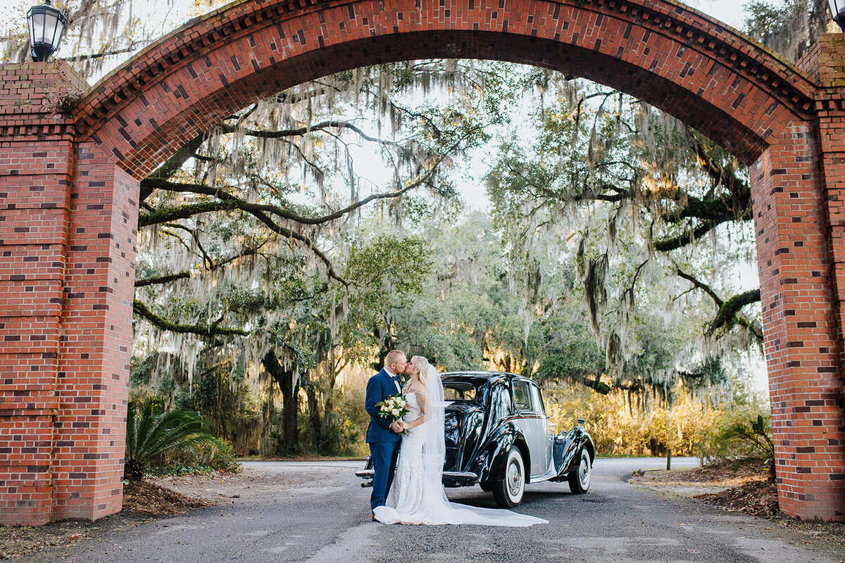 Savannah-Wedding-Photographer-Associates-30