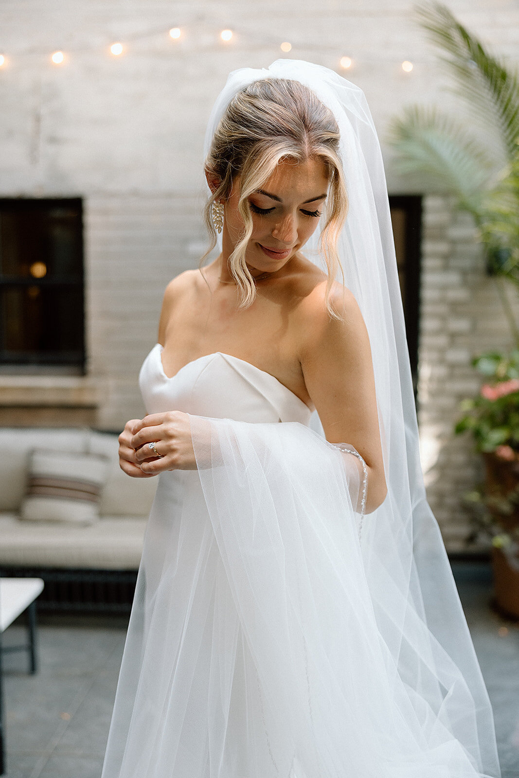 detroit-wedding-photographer-shinola-wedding-essenmacher-bbs-406_websize
