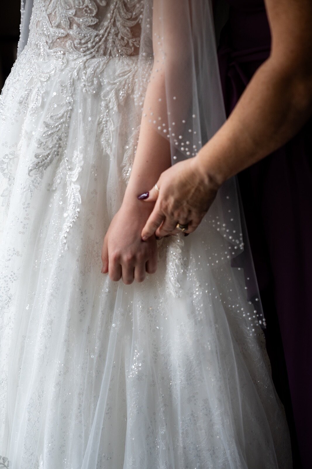 Bride_Mother