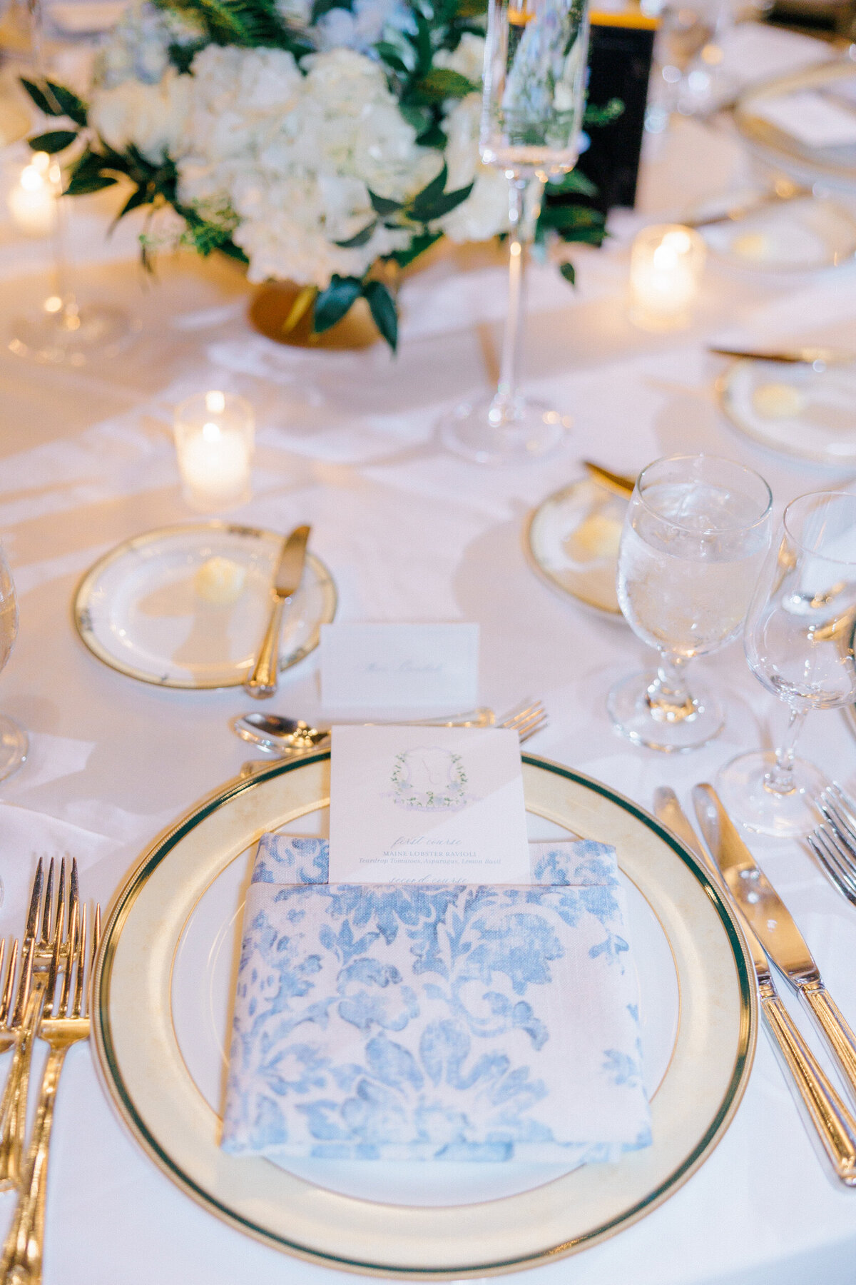Lexi Benjamin Photography_University Club of Chicago Wedding-143