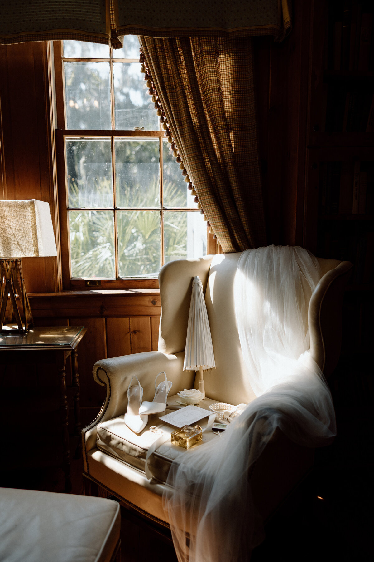 Timeless-Charleston-Tent-Garden-Party-Wedding-PC7A0032