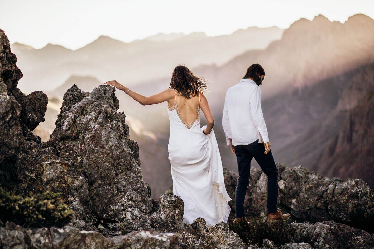south-africa-hiking-elopement-wedding-photographer-04