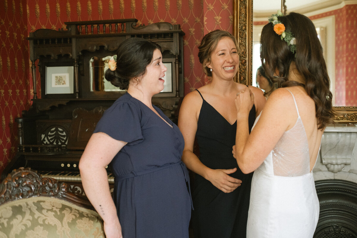 documentary photographer garden greenhouse wedding-35