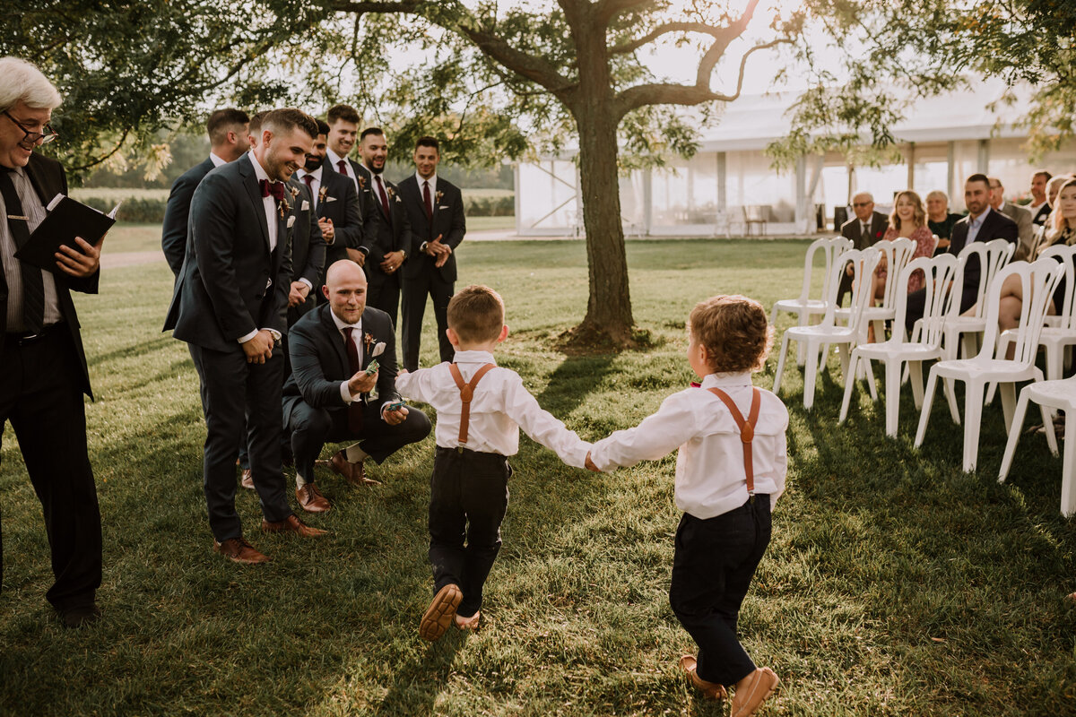 jaimie-scott-wedding-fall-autumn-chateau-des-charmes-niagara-22