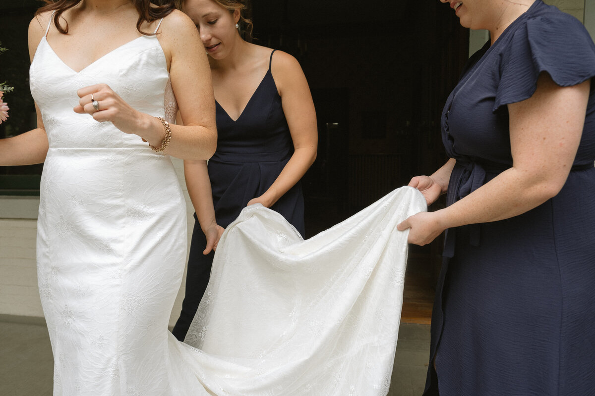 documentary photographer garden greenhouse wedding-45