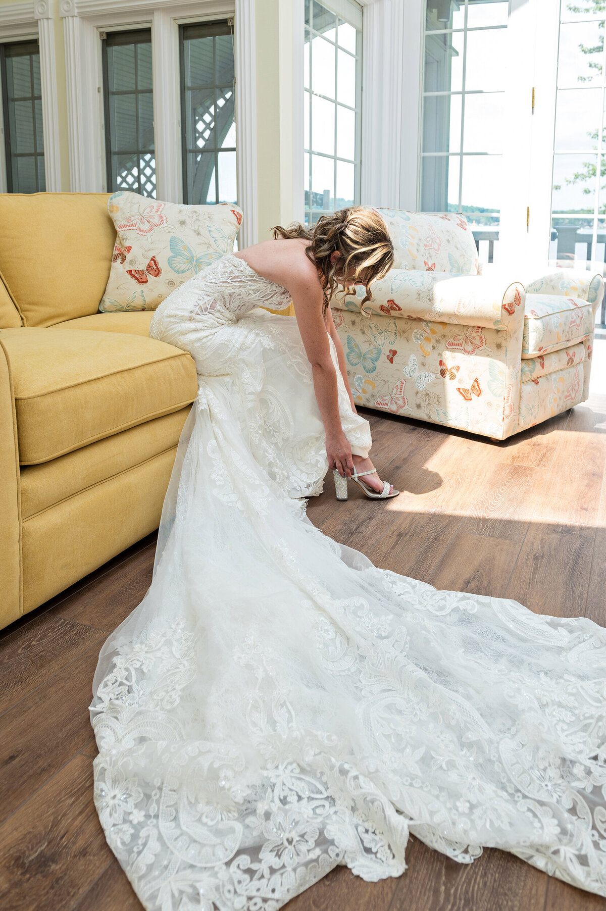 Detroit-Wedding-Photographer-The-Landing-082