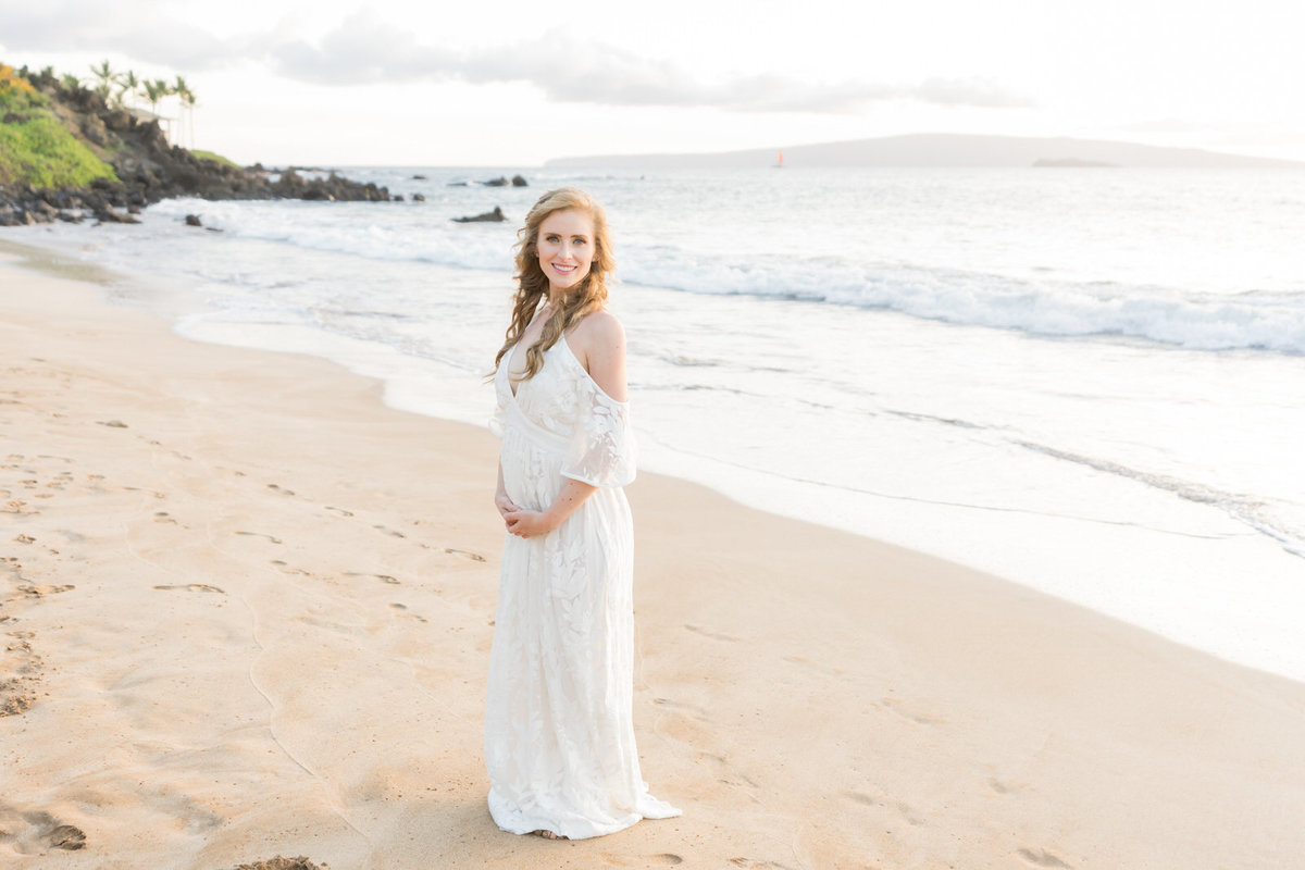 Maternity portraits Maui