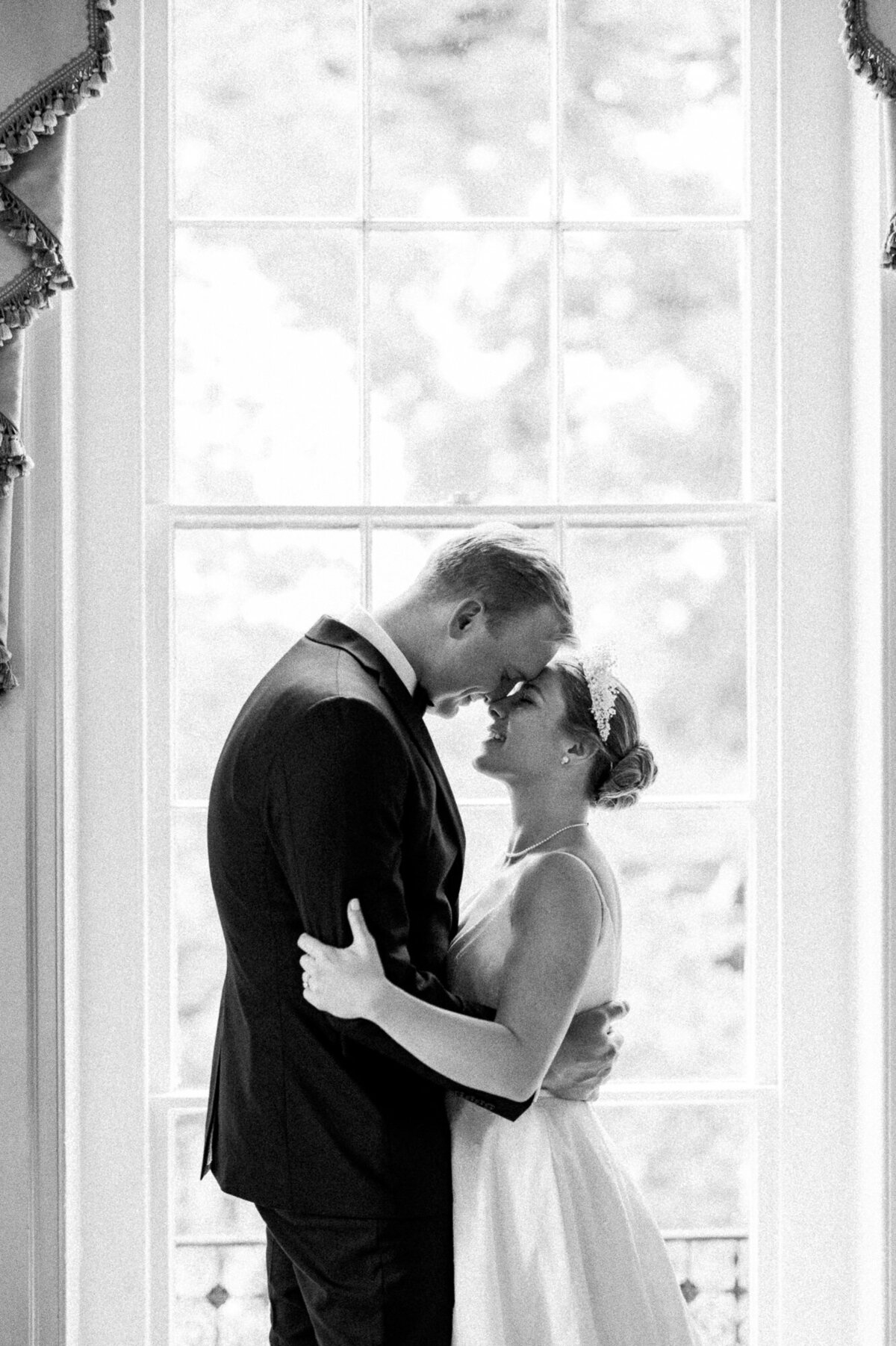 Farmington Country Club Wedding Photographer - Hunter and Sarah Photography-77