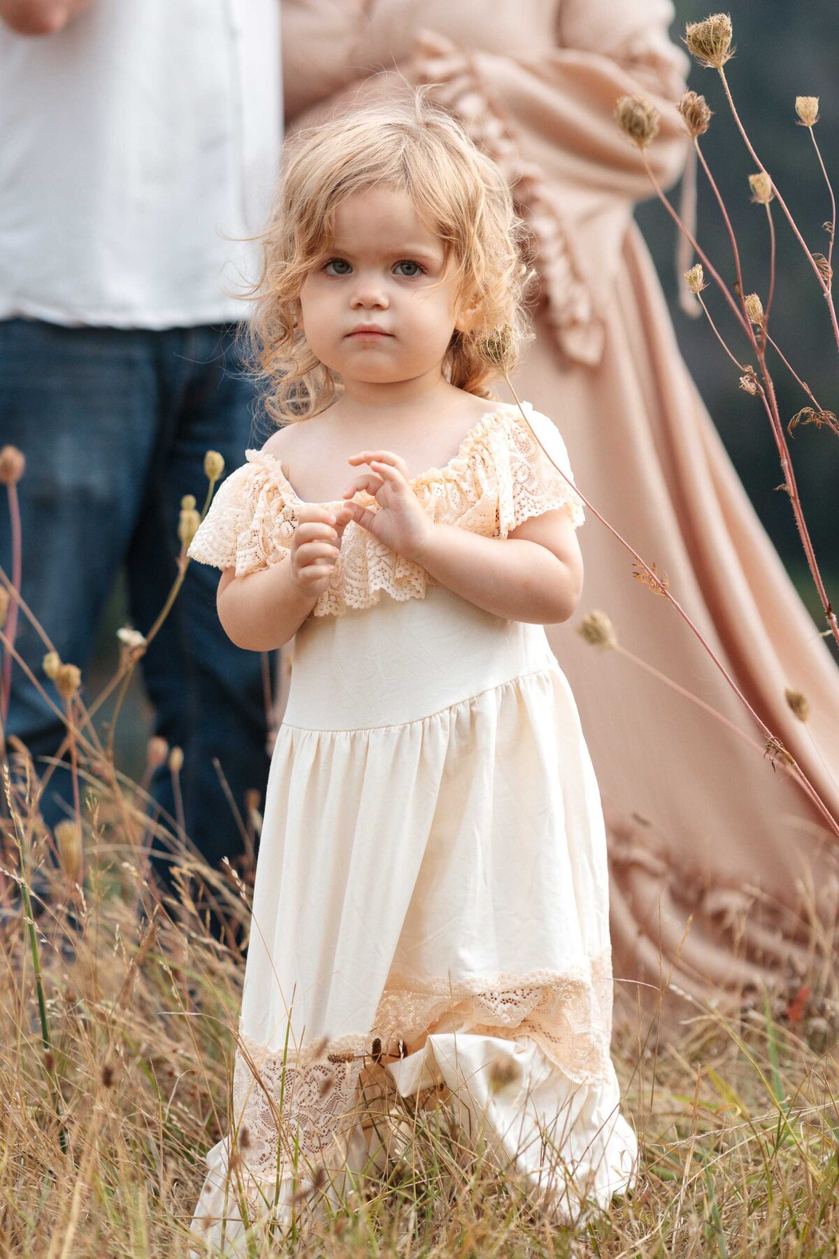 columbia-river-gorge-maternity-portraits-hamilton-island-36