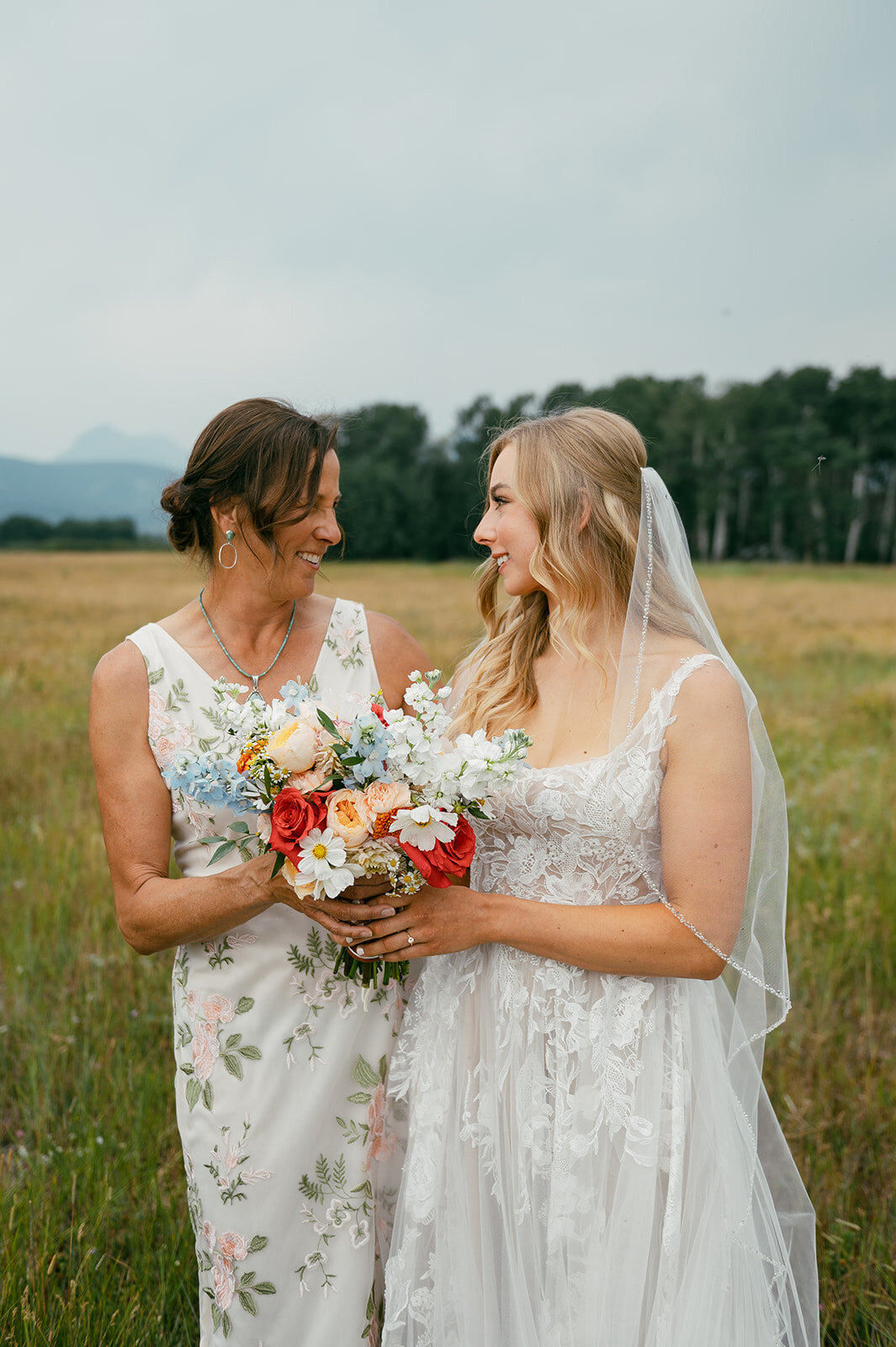 presley-gray-photo-Montana-ranch-elopement-3300