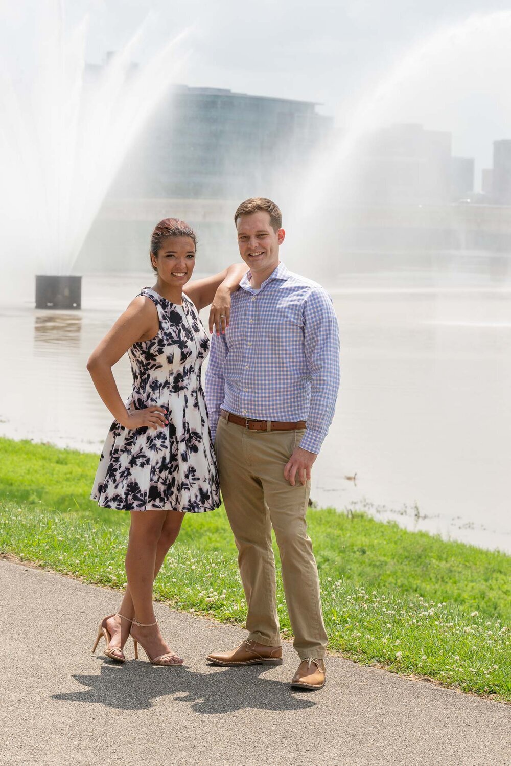 deeds-point-metropark-engagement-photo-locations--4