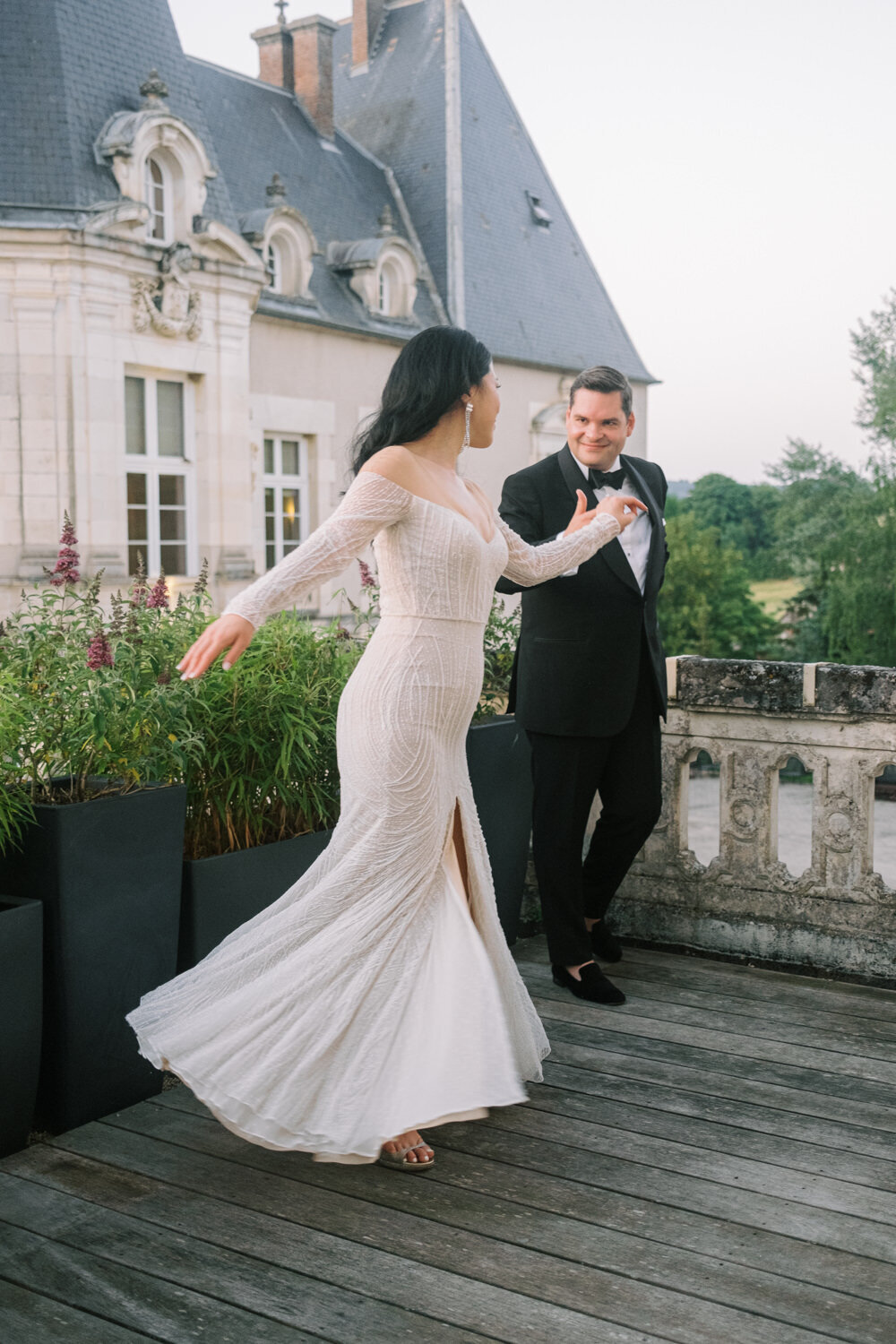 Luxury destination wedding Photographer Burgundy France-072