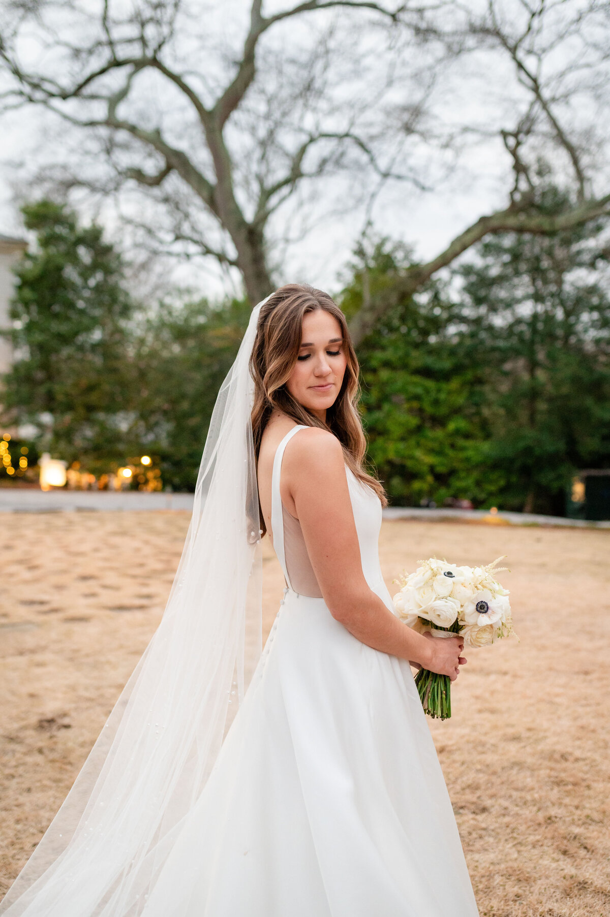 Allie Goodspeed is a wedding photographer based out of Austin, Texas serving Texas and beyond.