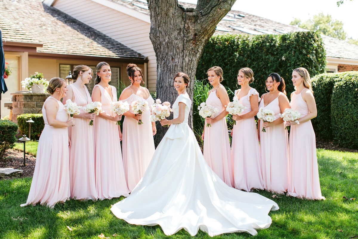 NicodemCreative-Kitty+SpencerWedding-ButterfieldCountryClub-195