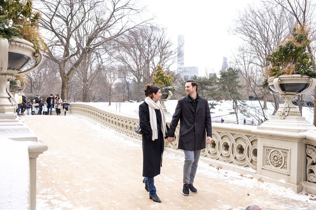 NYC-proposal-photographer-central-park-snow-2