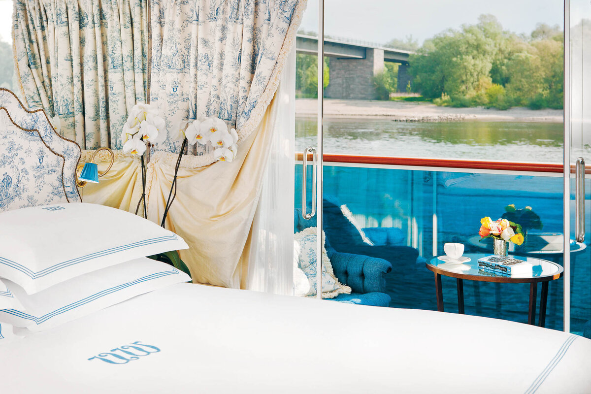 UW-SA-DeluxeBalcony-7903-2