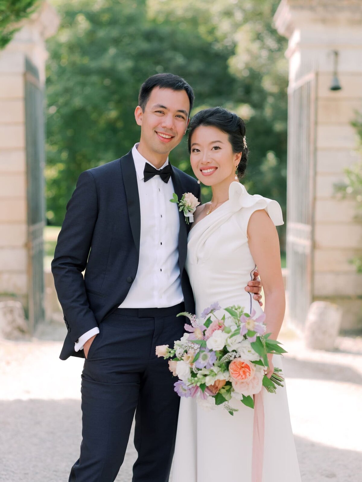 elegant-bridal-bouquet