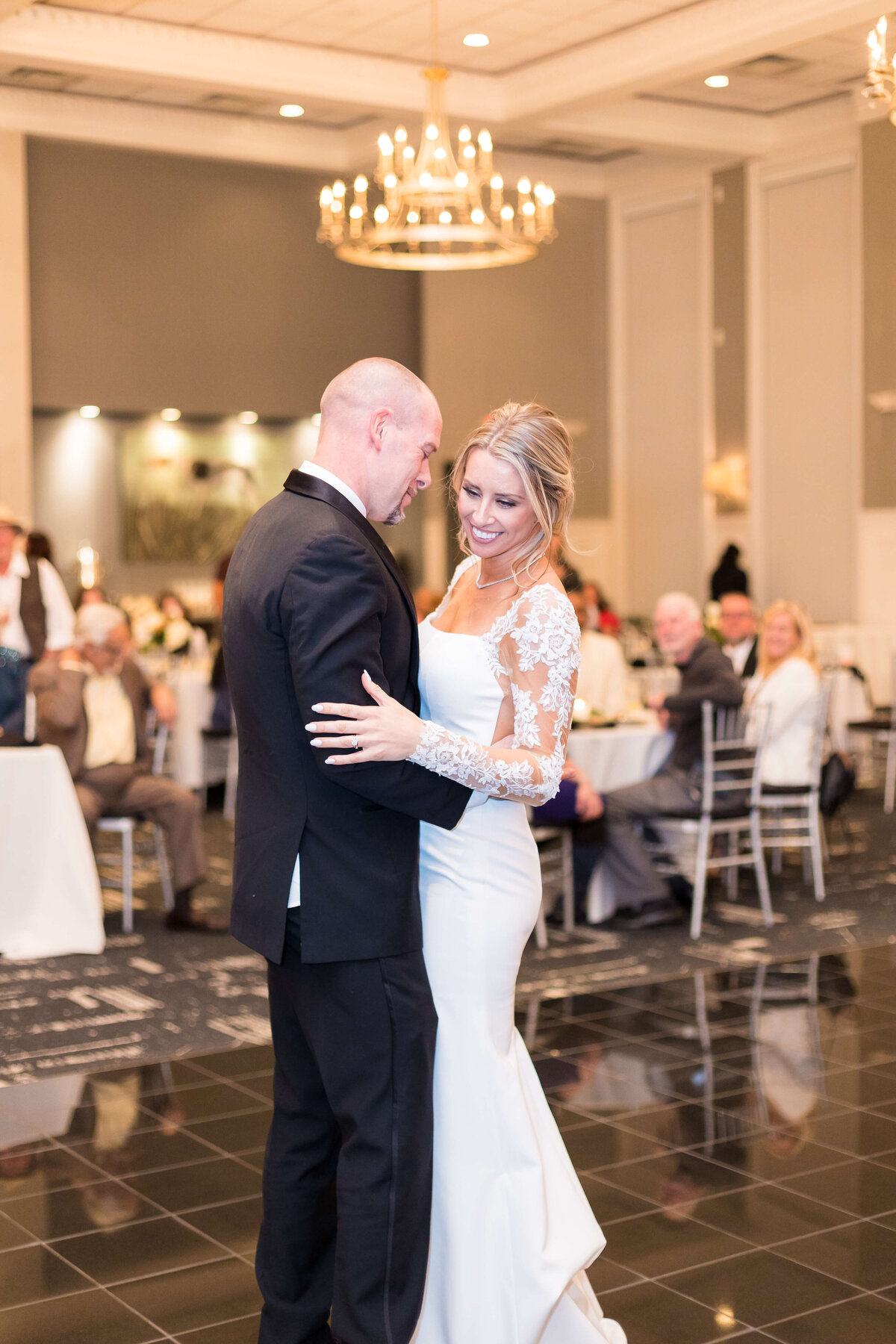 Bride and groom first dance at The Carrick House Wedding venue in Lexington, KY