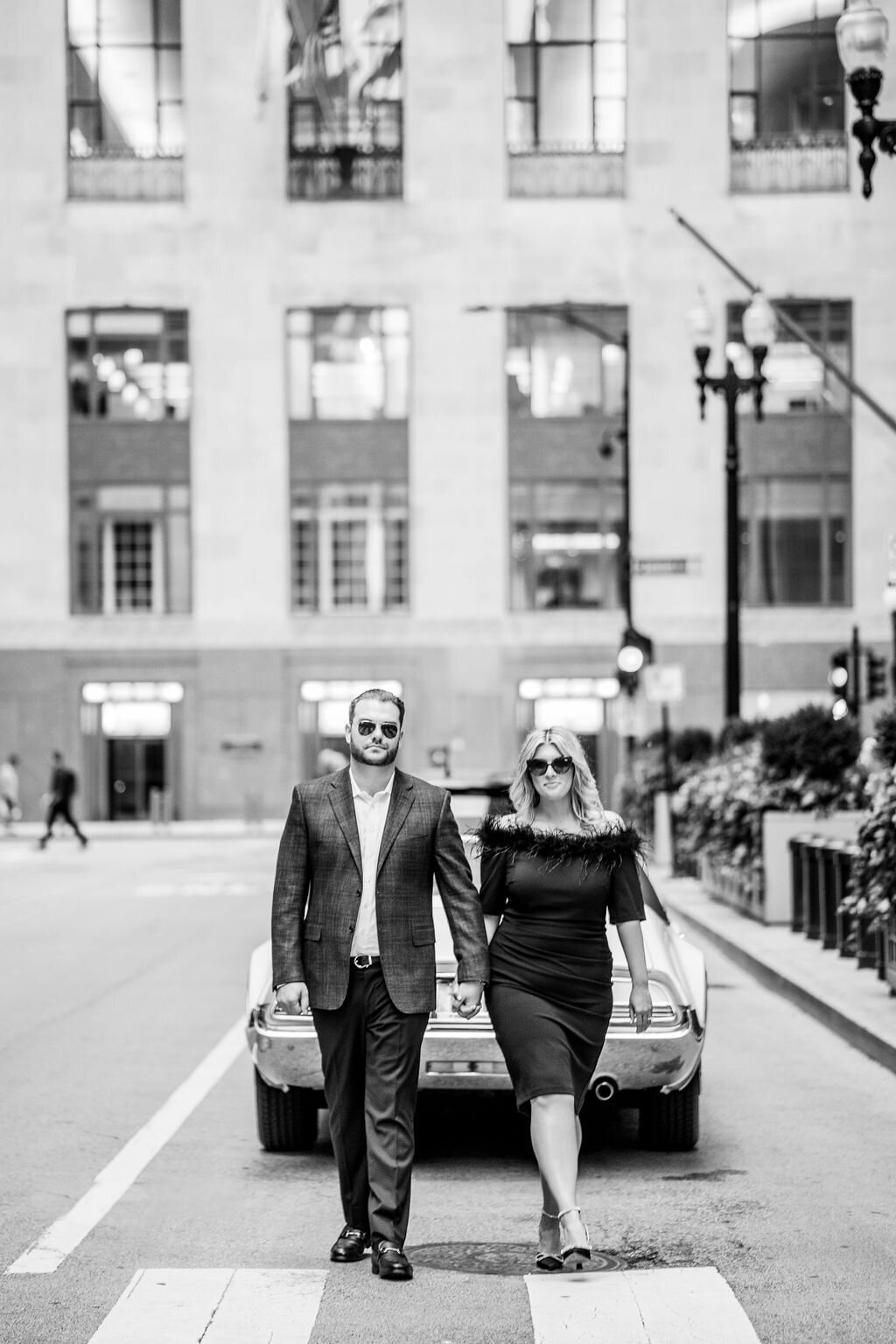 chicago-board-of-trade-classic-car-engagement-session (15)