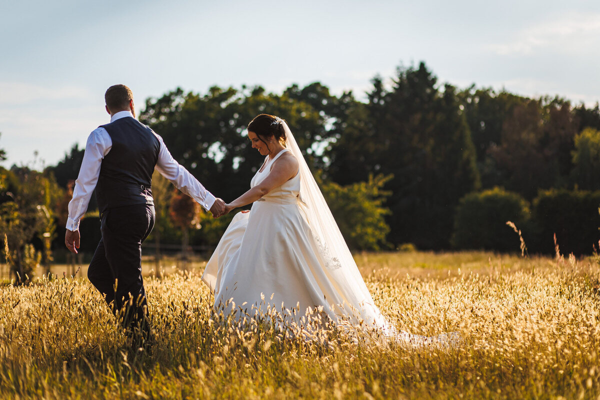 Natural Wedding Photographer Kent_cplavery EMILY OLLIE WEDD 23 col-905-1